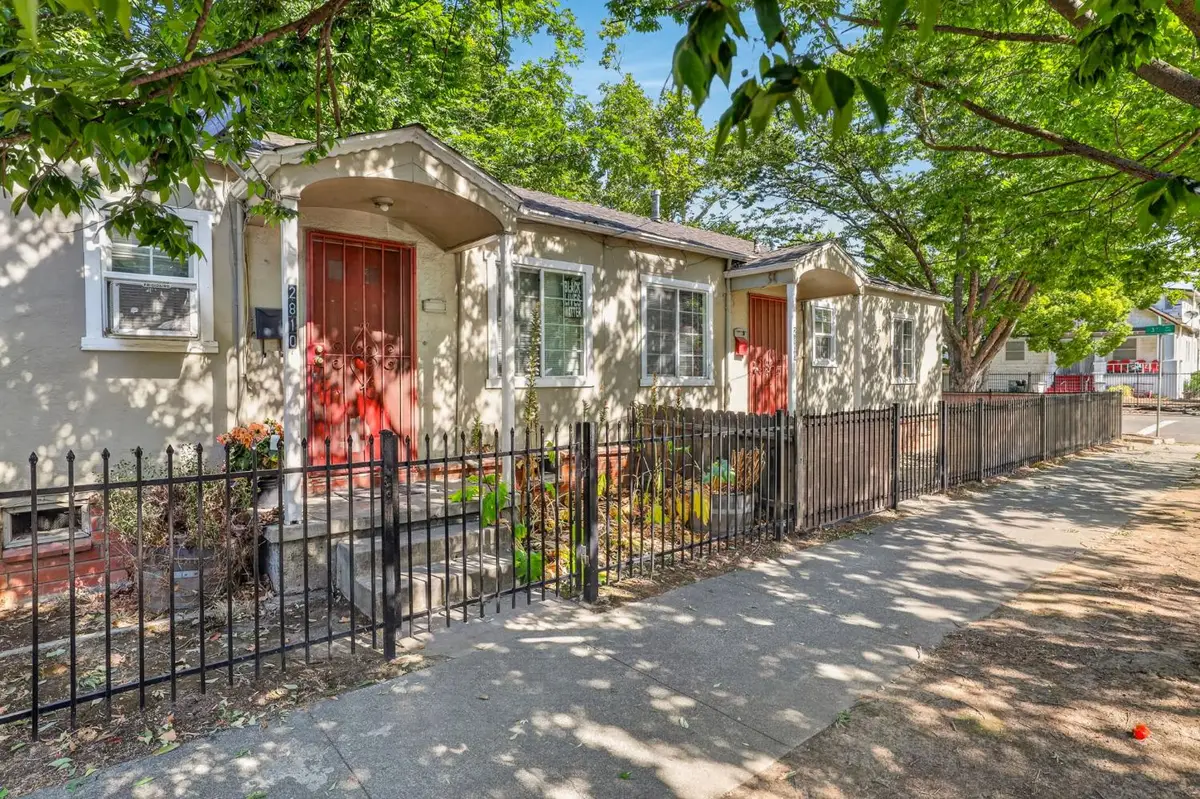2814 37th Street, Sacramento, CA 95817 - #1
