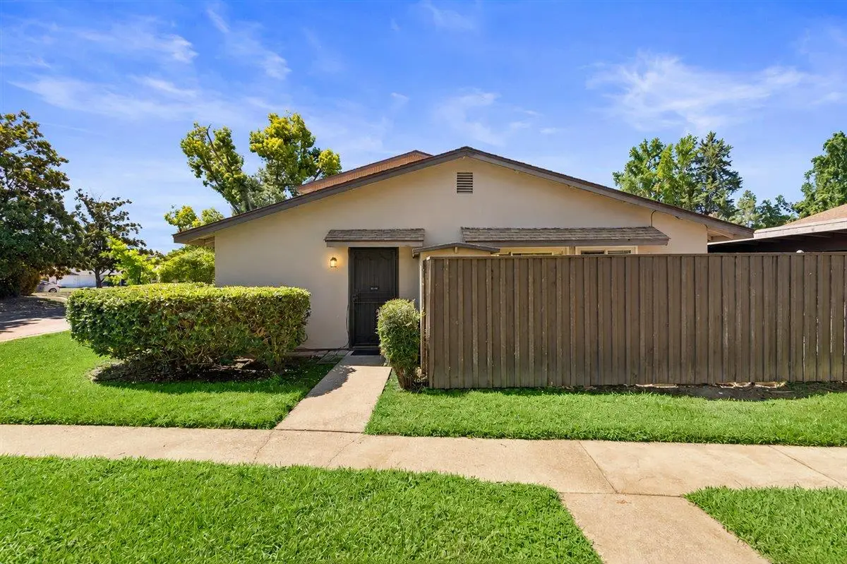 8828 Sawtelle Way #A, Sacramento, CA 95826 - #1