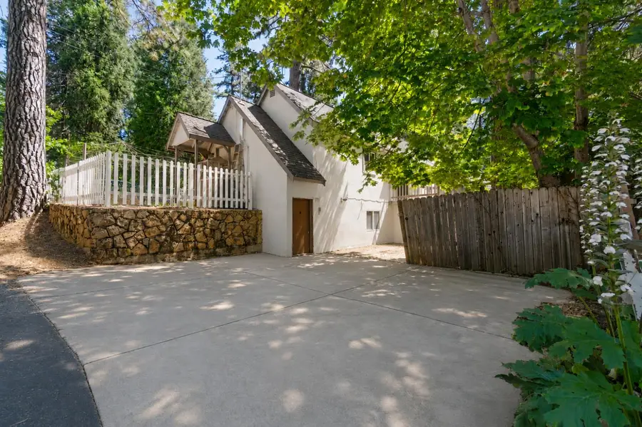 4934 Cedar Drive, Camino, CA 95709 - #2