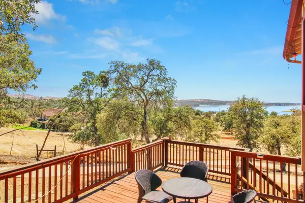 5270 Arbolada Drive, La Grange, CA 95329