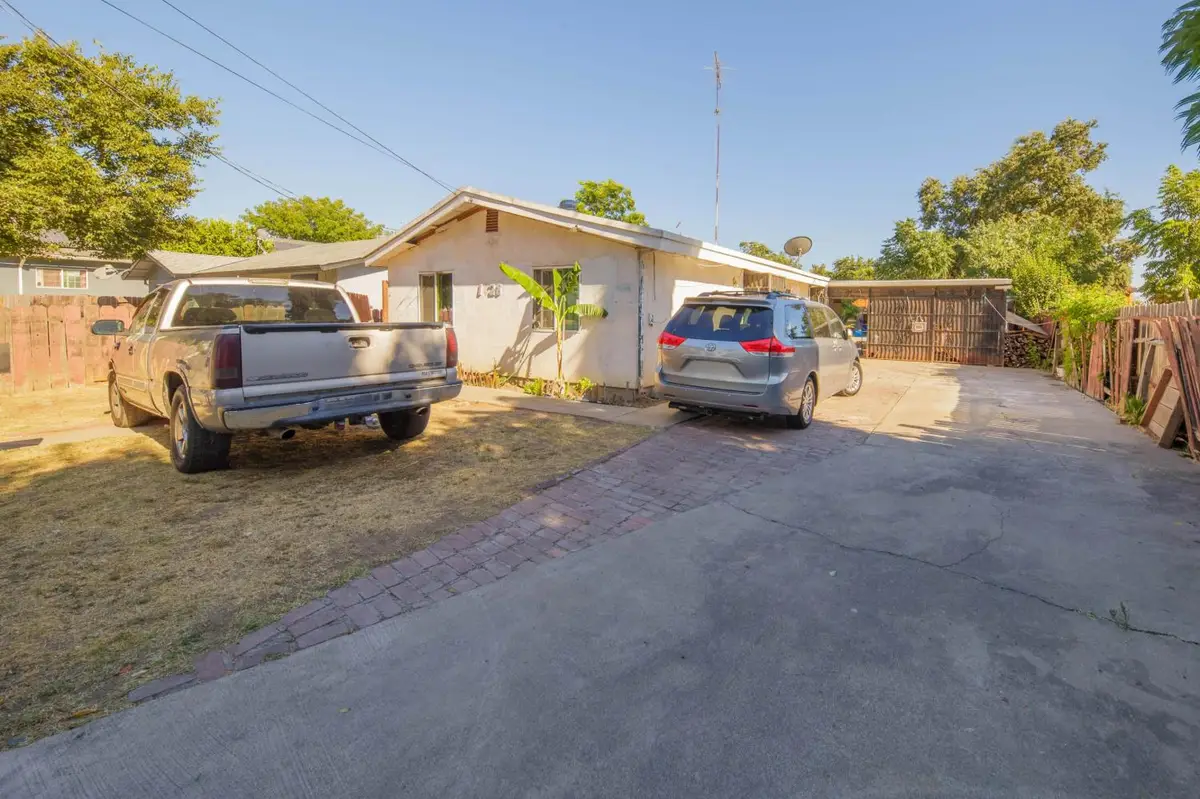 1628 E Scotts Avenue, Stockton, CA 95205 - #1