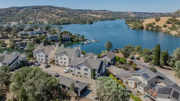 432 Hilltop Estates Dr, Copperopolis, CA 95228