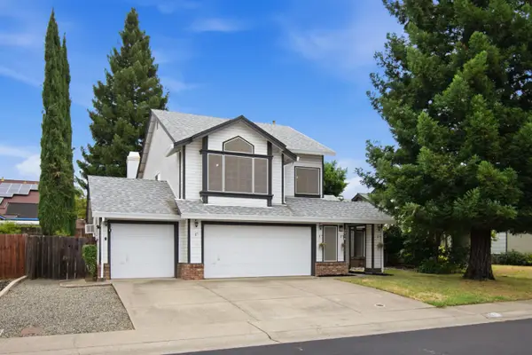 2210 Thurton Drive, Roseville, CA 95747