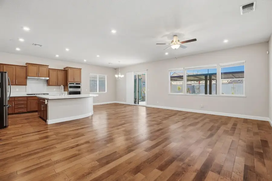 1827 Tulip Court, Lodi, CA 95242 - #3