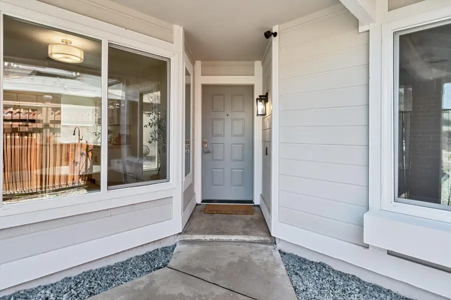 8016 Willys Court, Sacramento, CA 95828 - #2