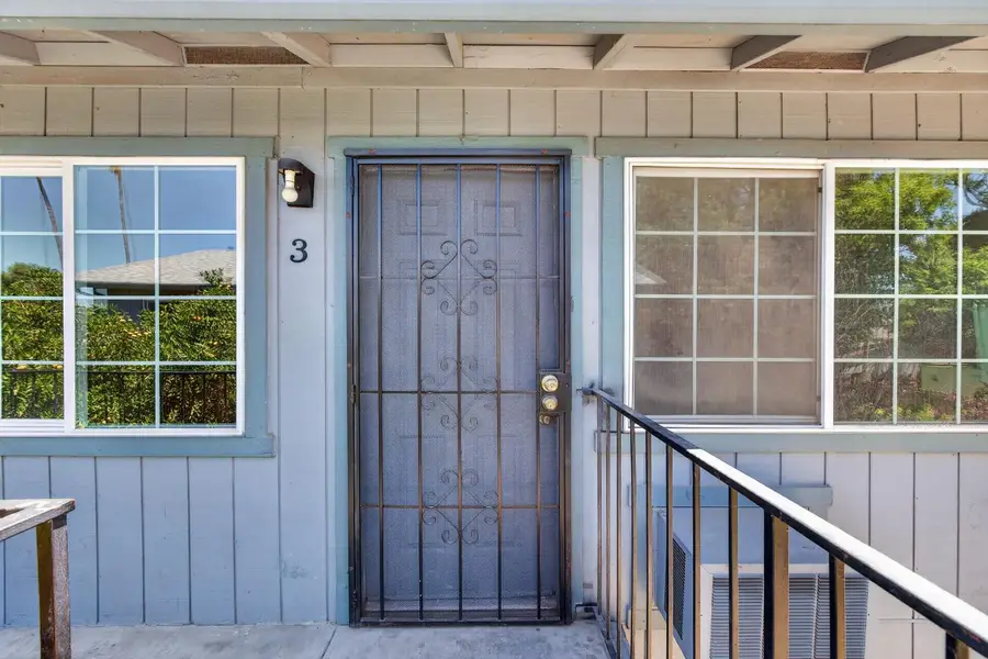 131 N Airport Way, Stockton, CA 95205 - #3