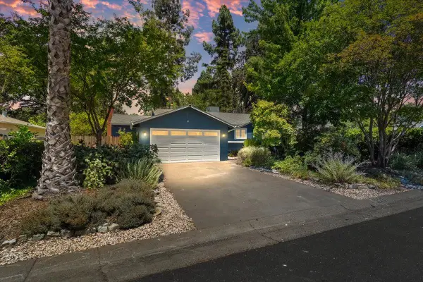 2321 Laredo Road, Sacramento, CA 95825