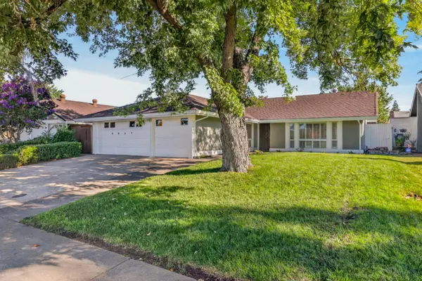 5017 Palm Avenue, Sacramento, CA 95841
