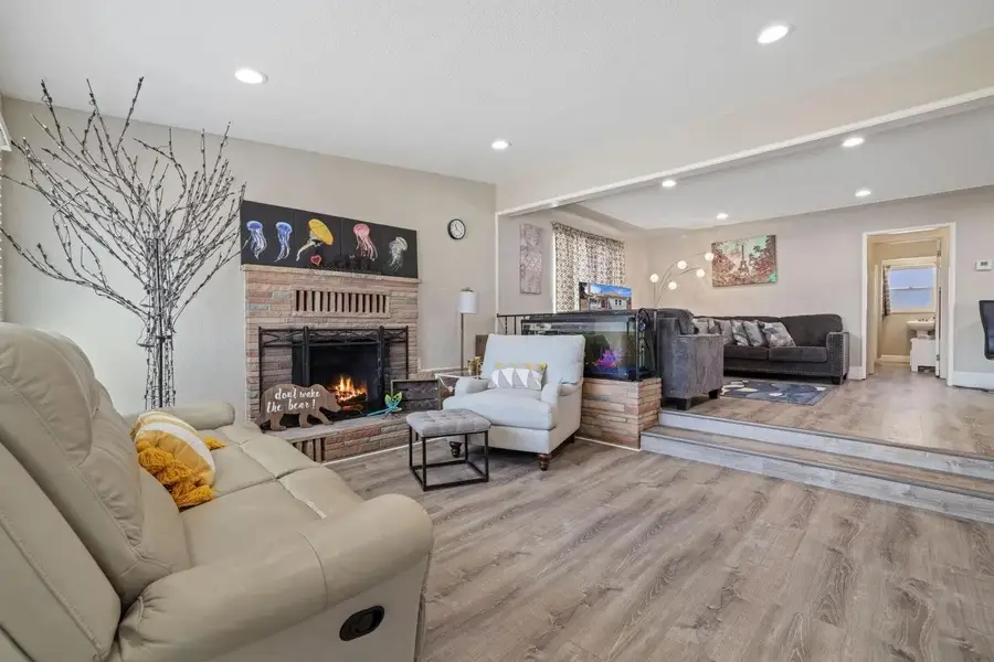 213 S Walnut Avenue, Ripon, CA 95366 - #3