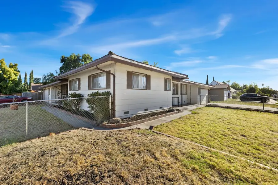 6330 Cushing Way, Sacramento, CA 95823 - #2