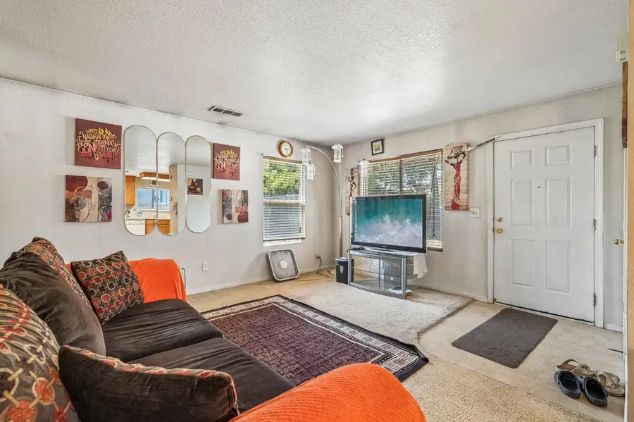 2020 E 5th Street, Stockton, CA 95206 - #3