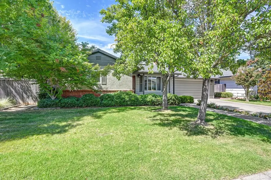 1701 Daphne Avenue, Sacramento, CA 95864 - #3