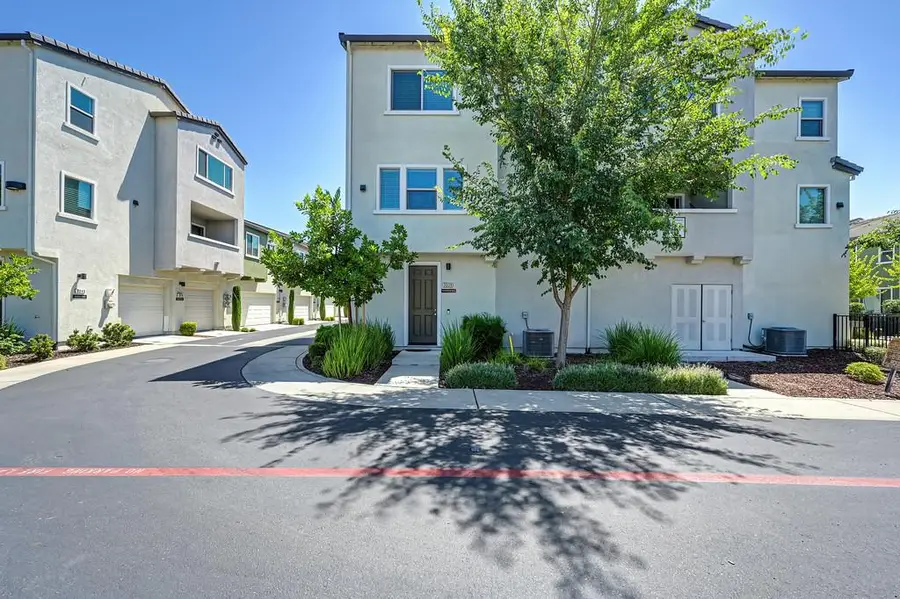 3039 Mesmerizing Walk, Sacramento, CA 95835 - #2