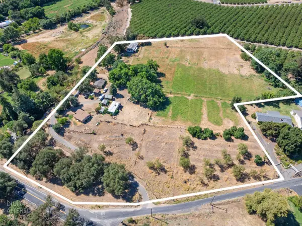 10517 Olive Road, Oakdale, CA 95361