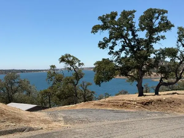 13480 Salinas Street, La Grange, CA 95329