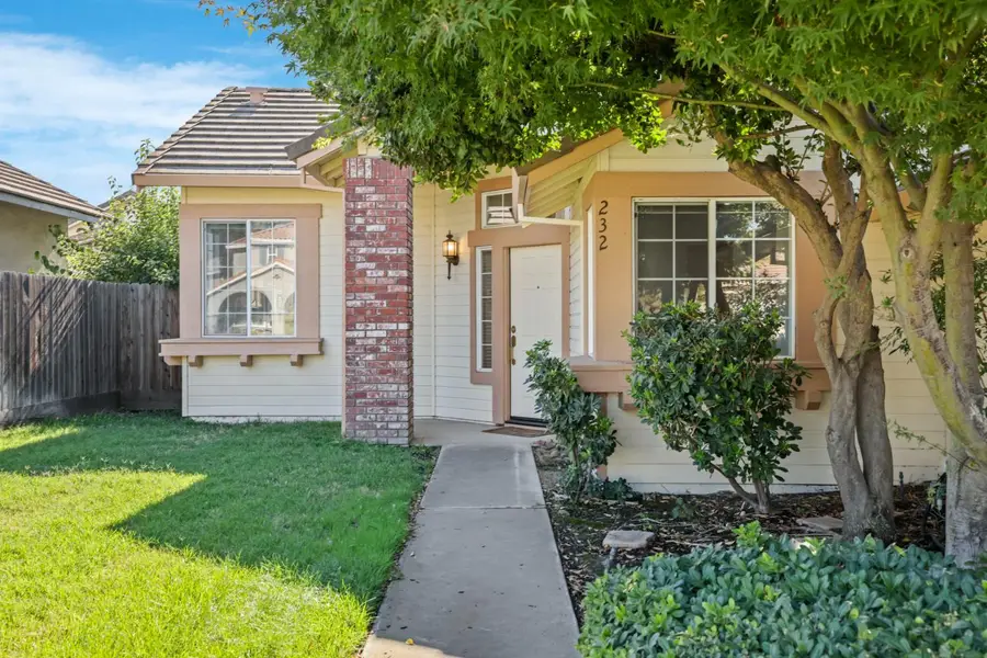 232 Ruess, Ripon, CA 95366 - #2