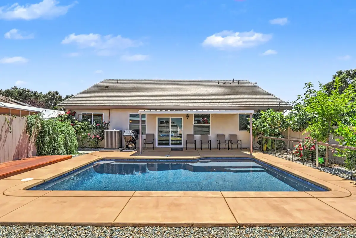 327 Manor Drive, Ione, CA 95640 - #1
