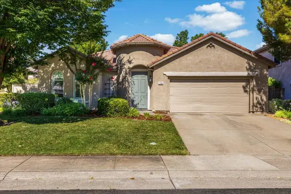 1084 Elsworth Way, Folsom, CA 95630