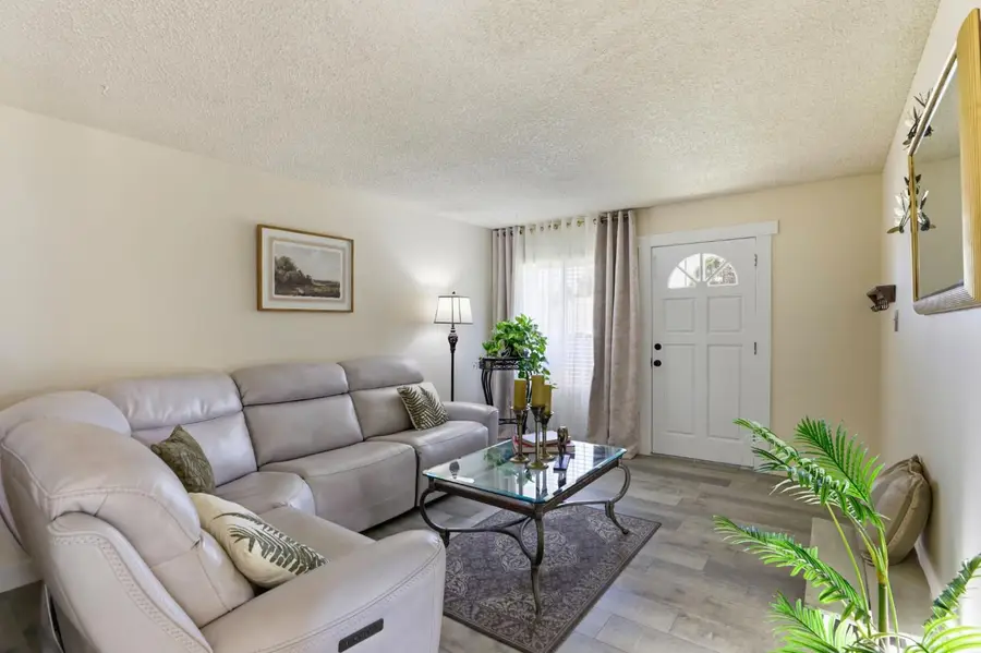 3005 La Rue Way, Rancho Cordova, CA 95670 - #3