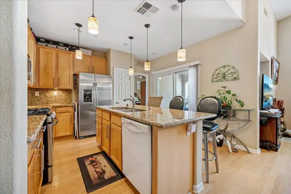 2090 Sierra View Circle #1, Lincoln, CA 95648