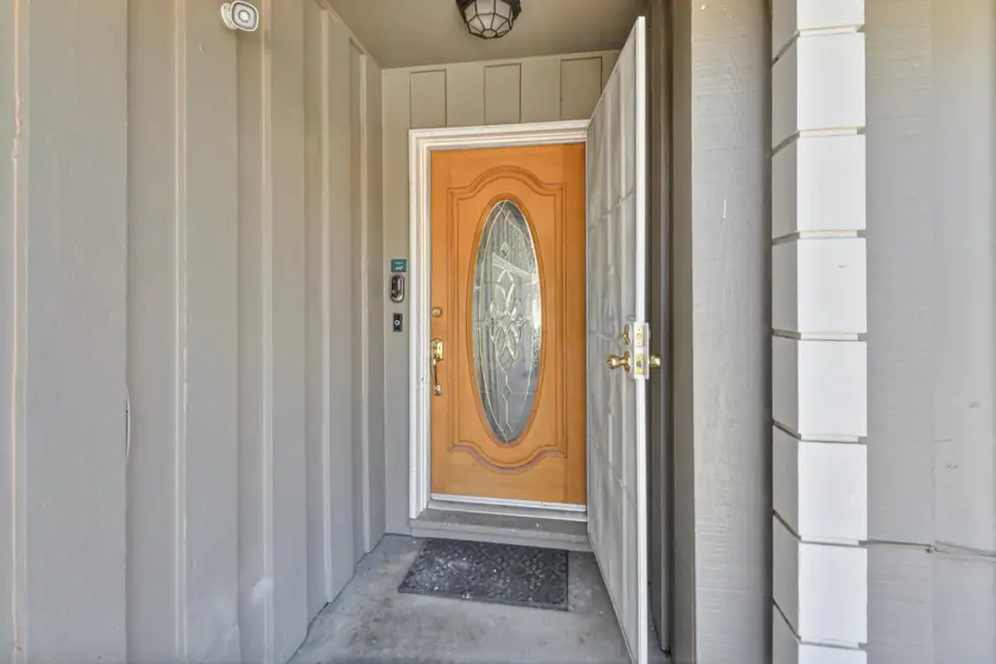 8046 Grandstaff Drive, Sacramento, CA 95823 - #2