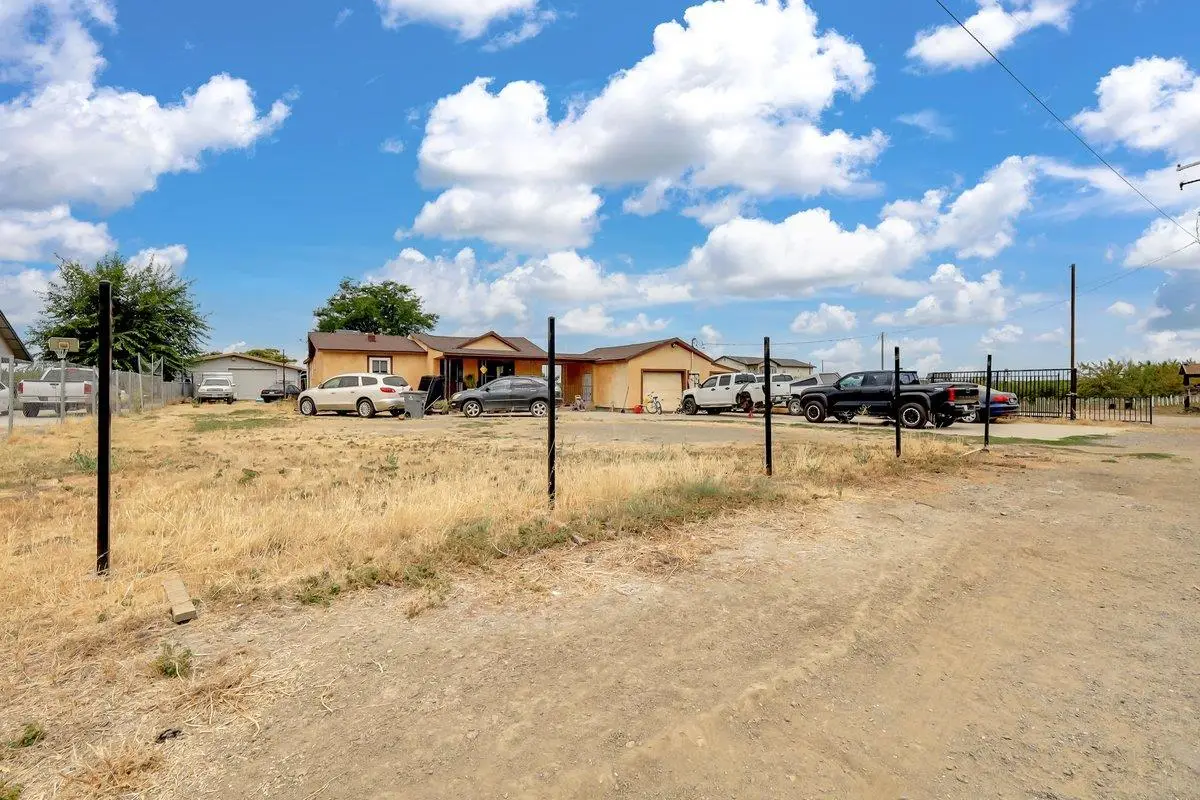 7413 Burch Road, Yuba City, CA 95993 - #1