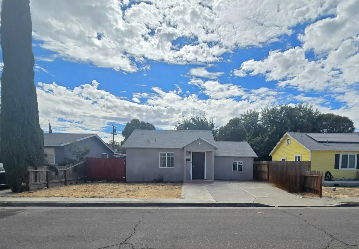 1221 Center Lane, Los Banos, CA 93635 - #1