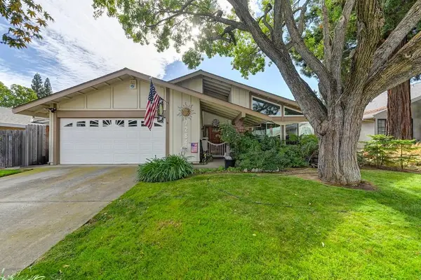 9284 Linda Rio Drive, Sacramento, CA 95826