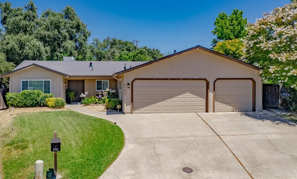 6742 Connemara Circle, Citrus Heights, CA 95621 - #1