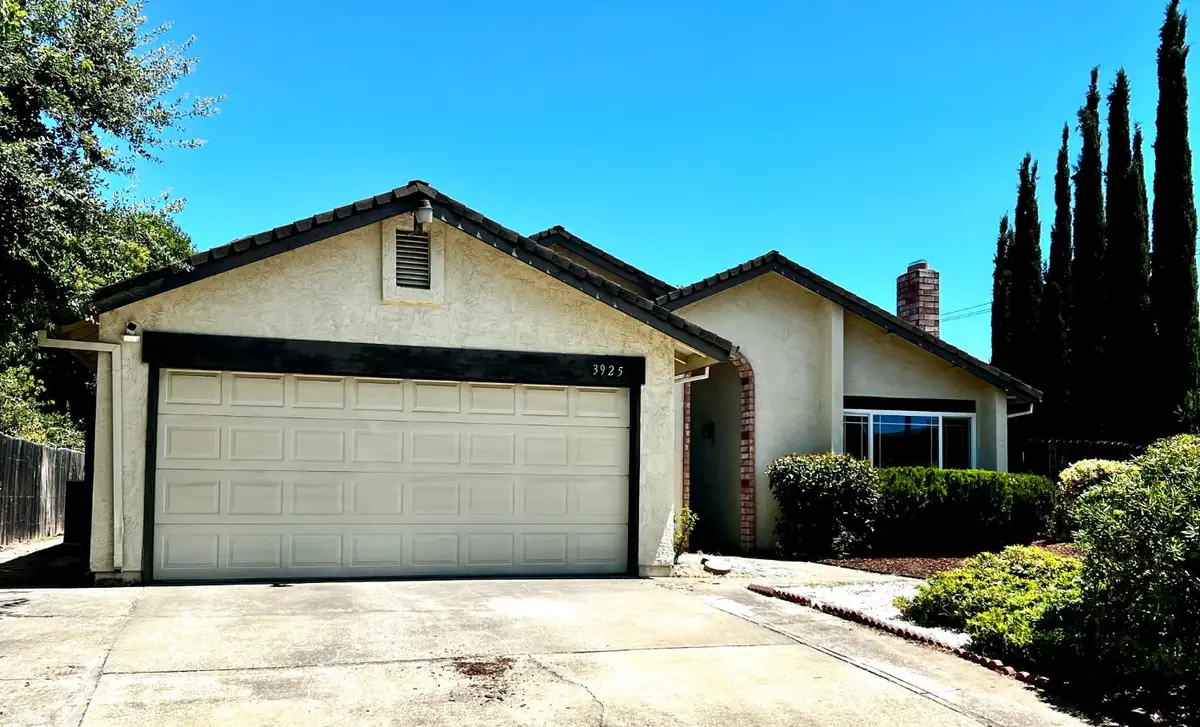 3925 Tillamook Way, Sacramento, CA 95826 - #1