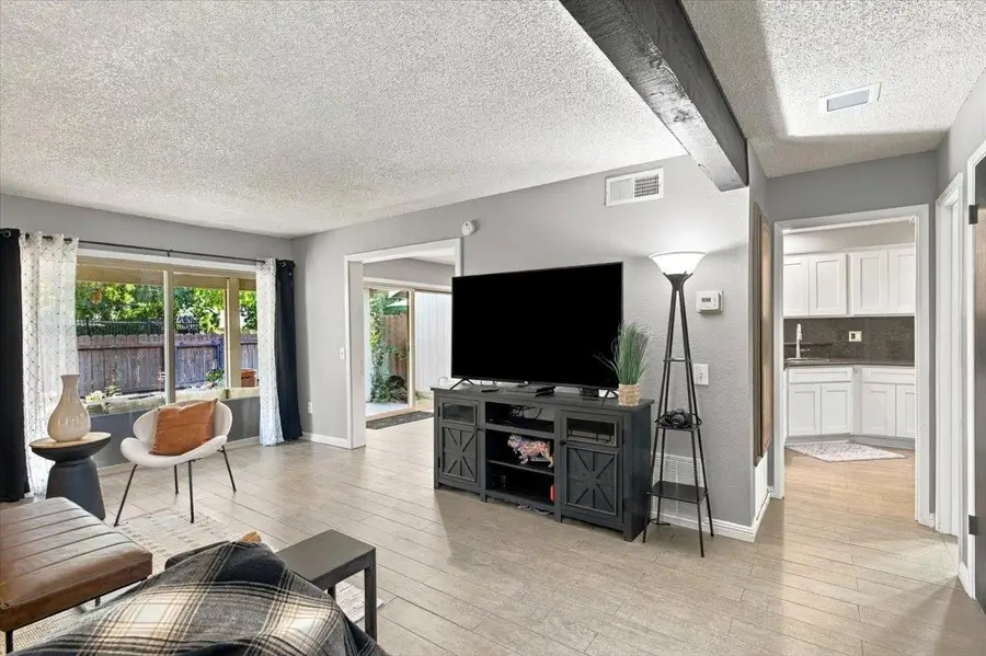 6750 Bertran Court, Citrus Heights, CA 95621 - #3
