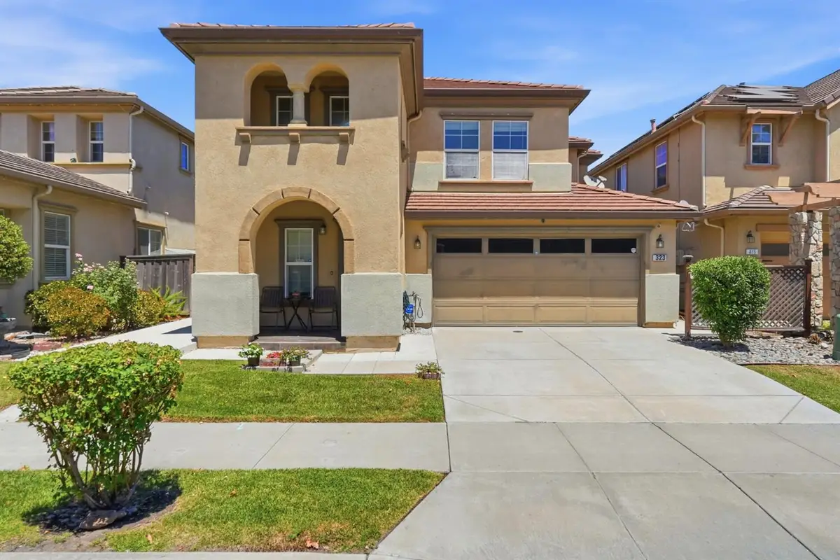 323 Autumn Rain Drive, Lathrop, CA 95330 - #1