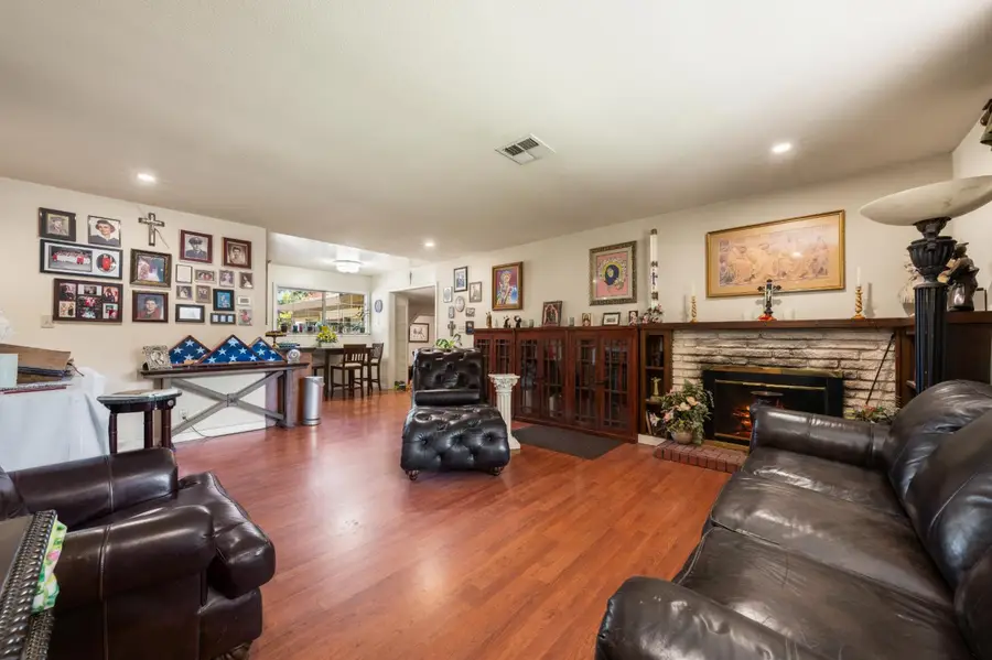 5924 Illinois Avenue, Orangevale, CA 95662 - #3