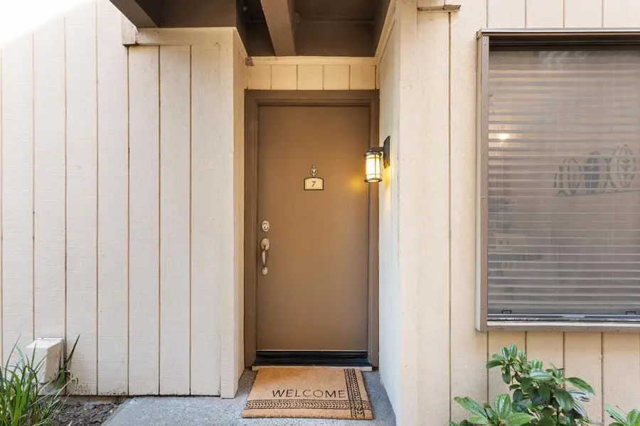 524 Woodside Oaks #7, Sacramento, CA 95825 - #2