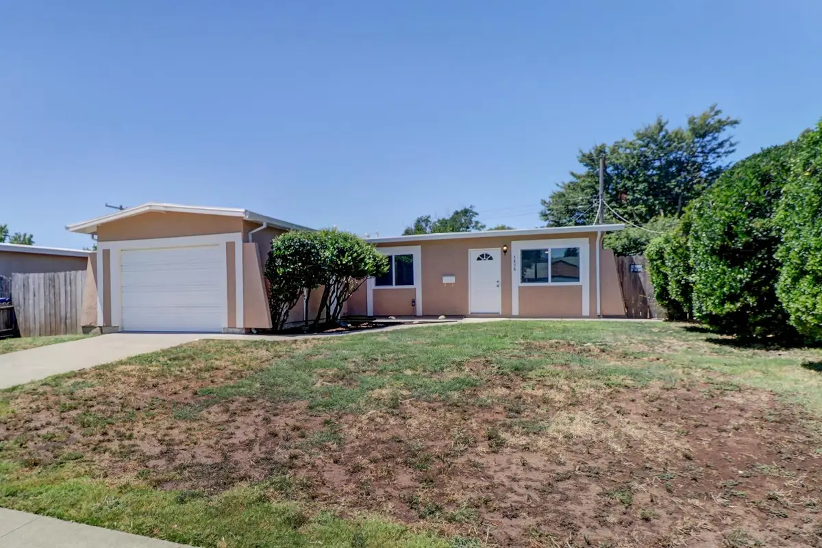 3808 Moonbeam Drive, Sacramento, CA 95827 - #1