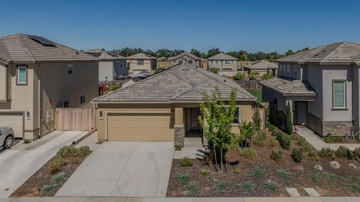 1317 River Run Cir, Ione, CA 95640 - #1