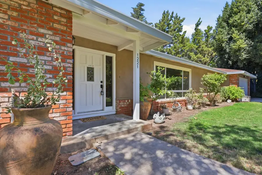 1221 Highland Avenue, Yuba City, CA 95991 - #2