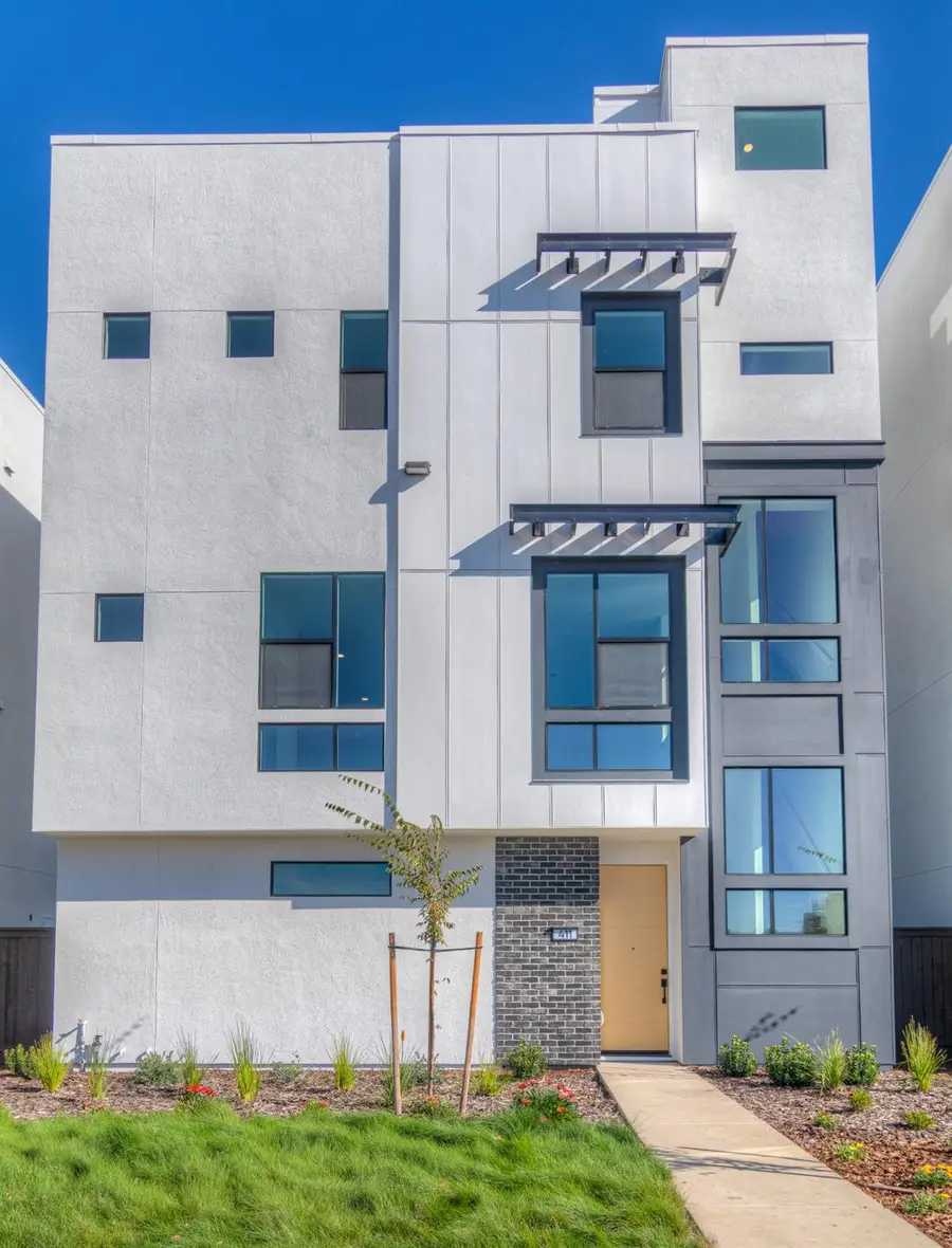 411 6th Street, West Sacramento, CA 95605 - #2