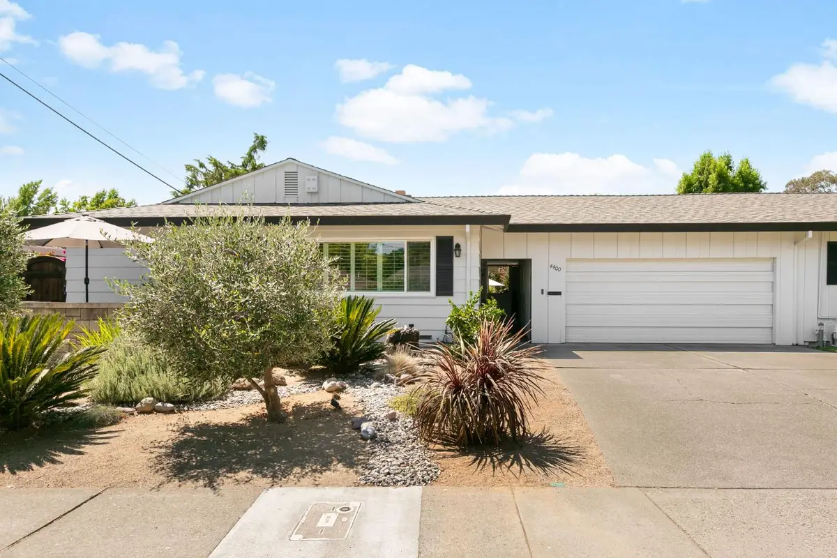 4400 Capri Way, Sacramento, CA 95822 - #1