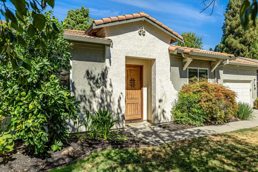 21 Jack Perry Place, Sacramento, CA 95833 - #3