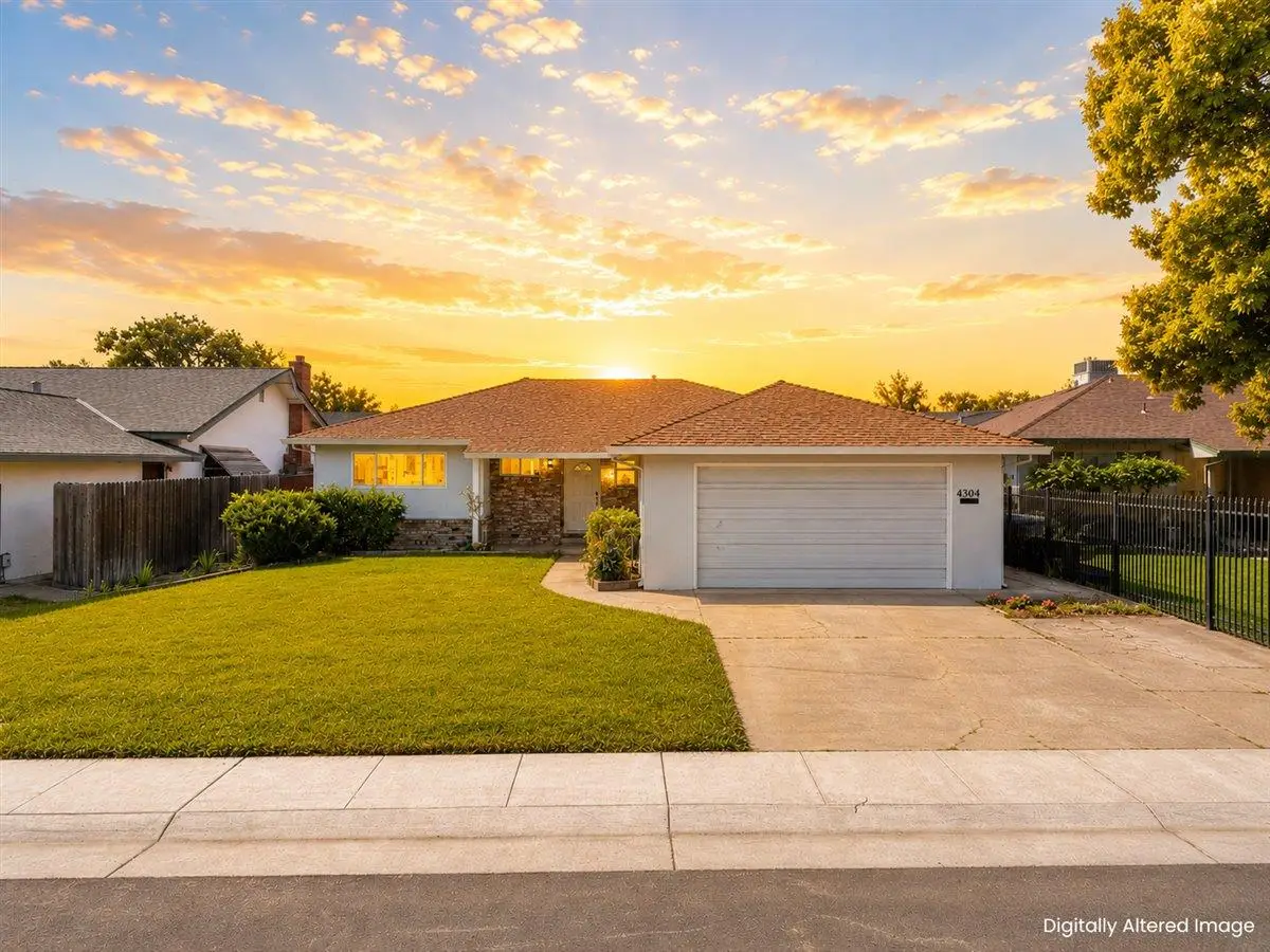 4304 Iowa Avenue, Sacramento, CA 95824 - #1