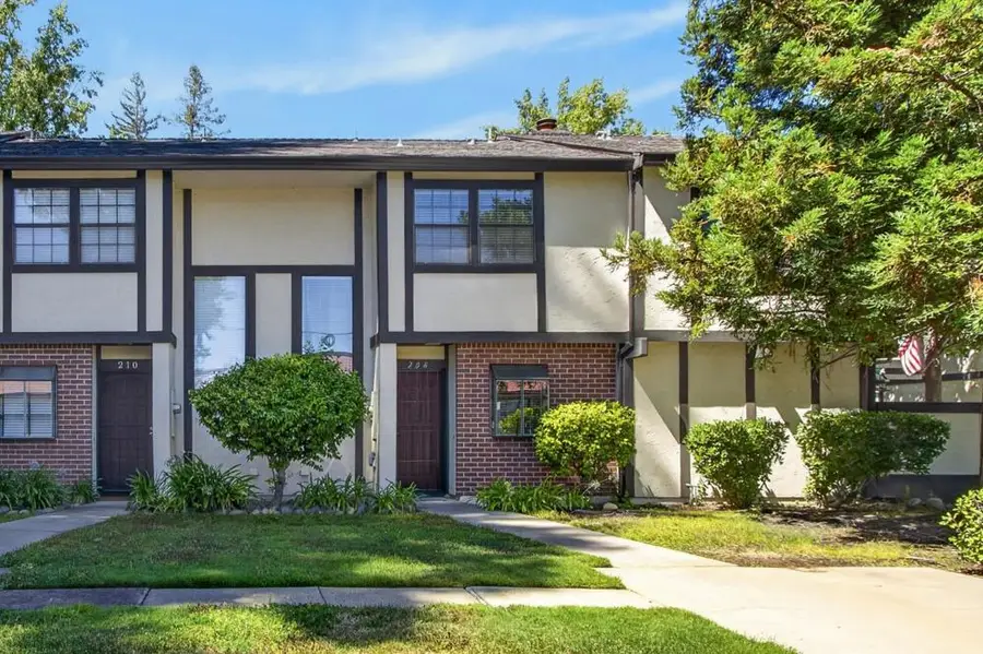 208 Wales Drive, Folsom, CA 95630 - #2
