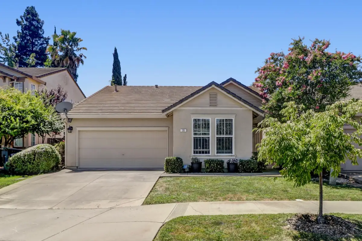 20 Loma Verde Court, Sacramento, CA 95822 - #1