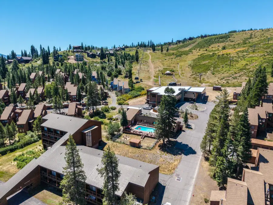 11589 Snowpeak Way #53, Truckee, CA 96161 - #3