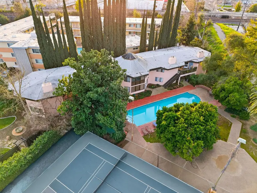 5911 Newman Court #7, Sacramento, CA 95819 - #2