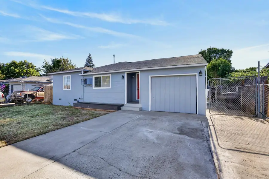 5604 Bonniemae Way, Sacramento, CA 95824 - #2
