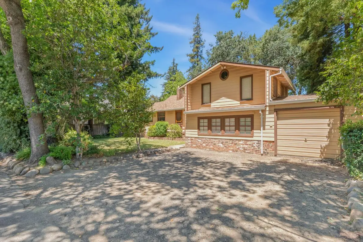 2221 Sierra Boulevard, Sacramento, CA 95825 - #1