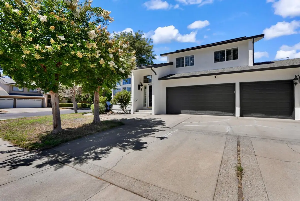 1041 Armor Drive, Stockton, CA 95209 - #1
