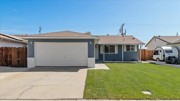 2704 Louise Avenue, Tracy, CA 95376