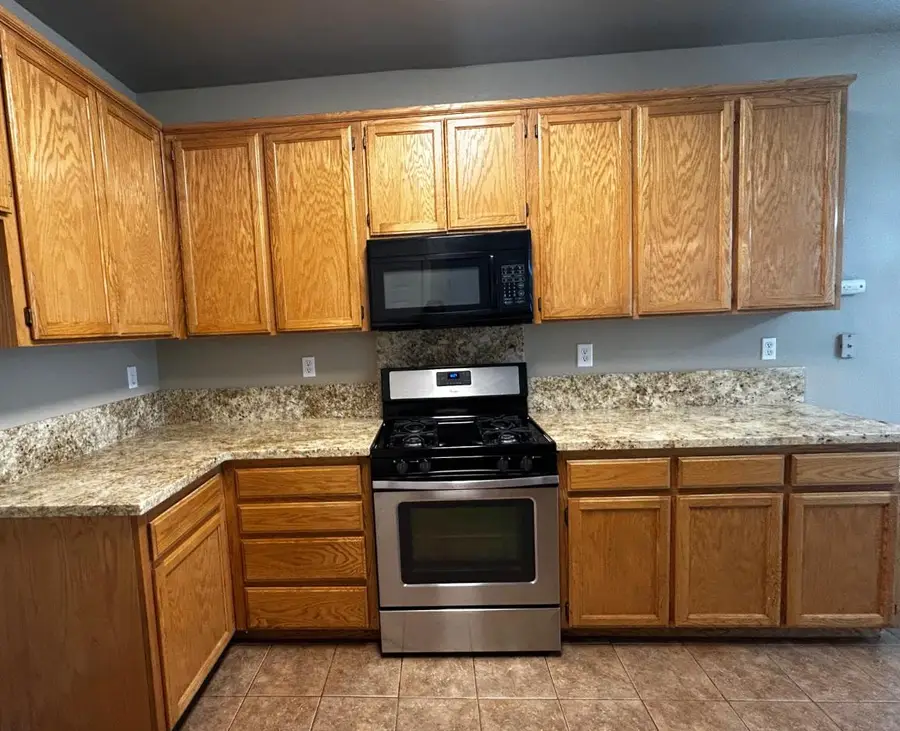 948 Lake Park Avenue, Galt, CA 95632 - #3